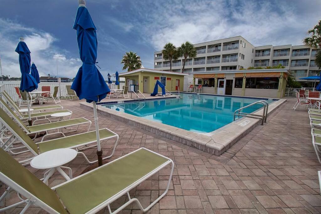 Villa On The Rocks Tampa Esterno foto