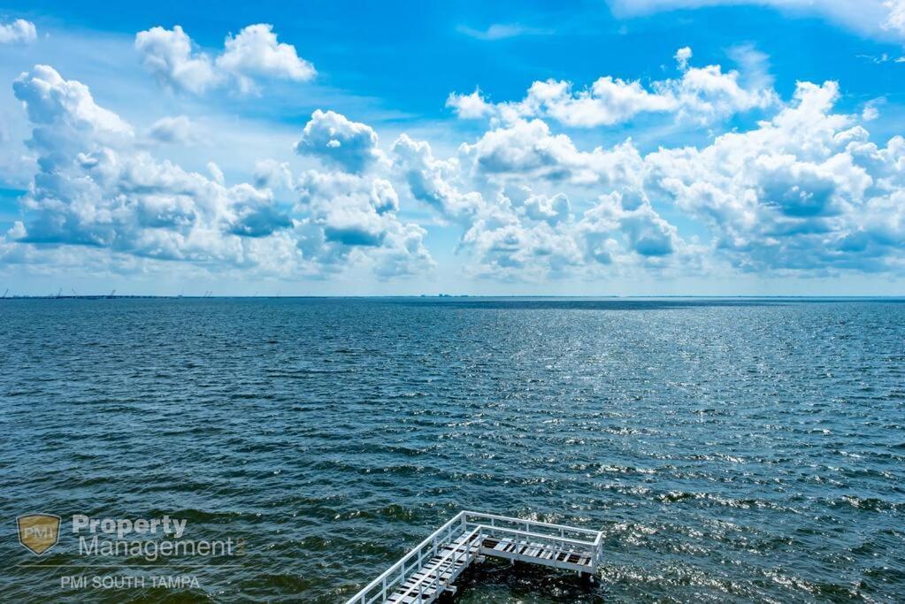 Villa On The Rocks Tampa Esterno foto